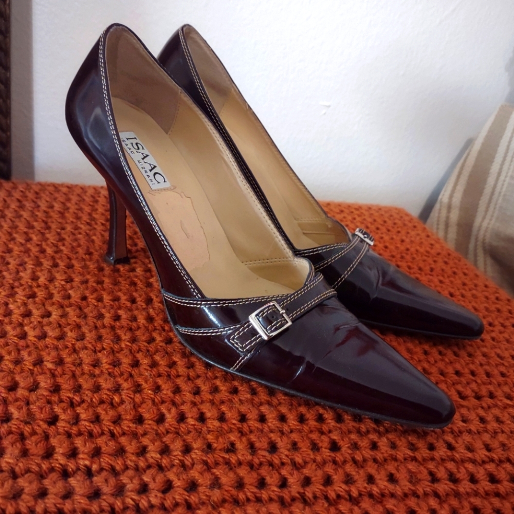 Isaac mizrahi beautiful brown leather heels